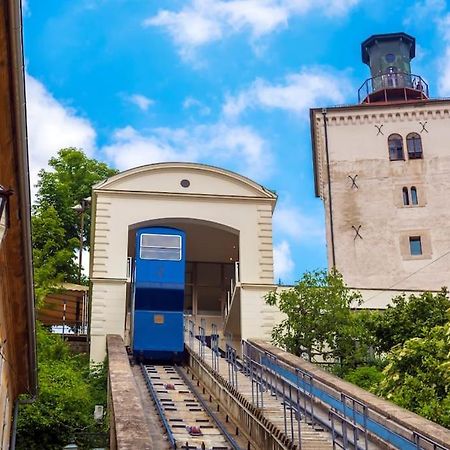 Cozy Ensuite Room In Zagreb Center Ngoại thất bức ảnh