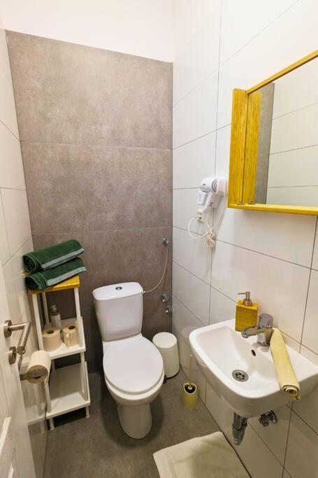 Cozy Ensuite Room In Zagreb Center Ngoại thất bức ảnh