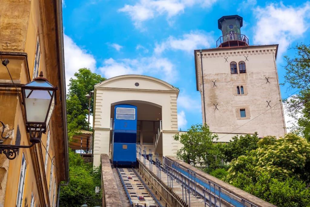 Cozy Ensuite Room In Zagreb Center Ngoại thất bức ảnh