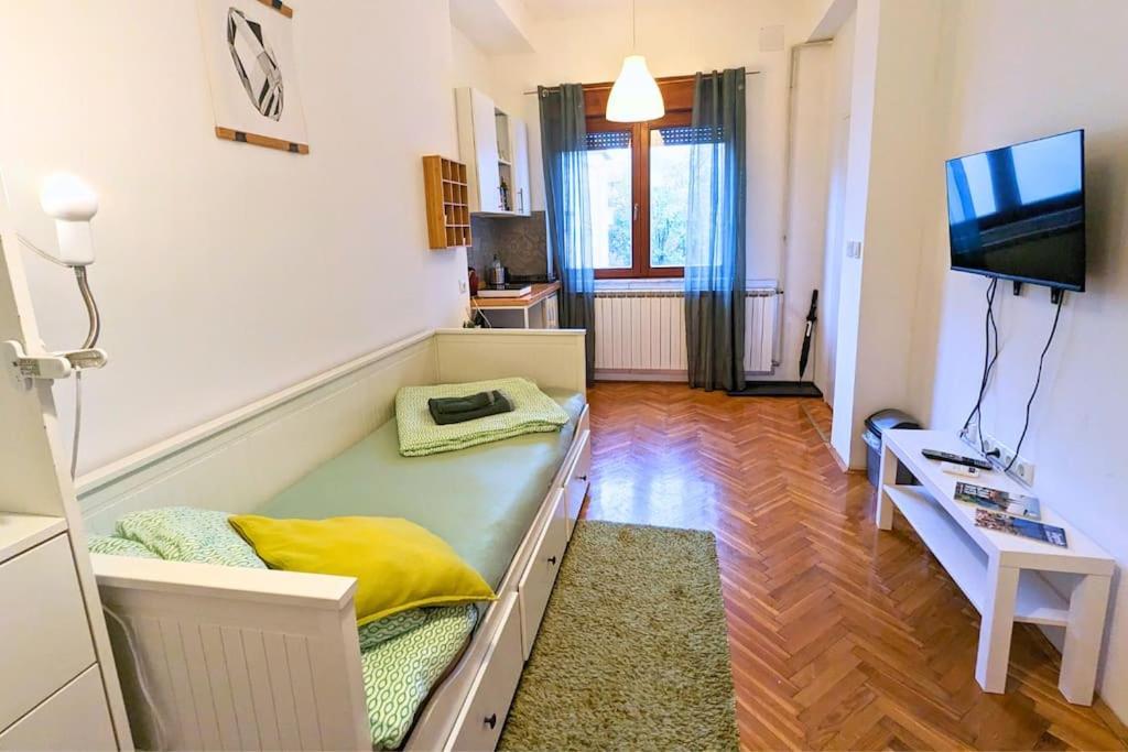 Cozy Ensuite Room In Zagreb Center Ngoại thất bức ảnh