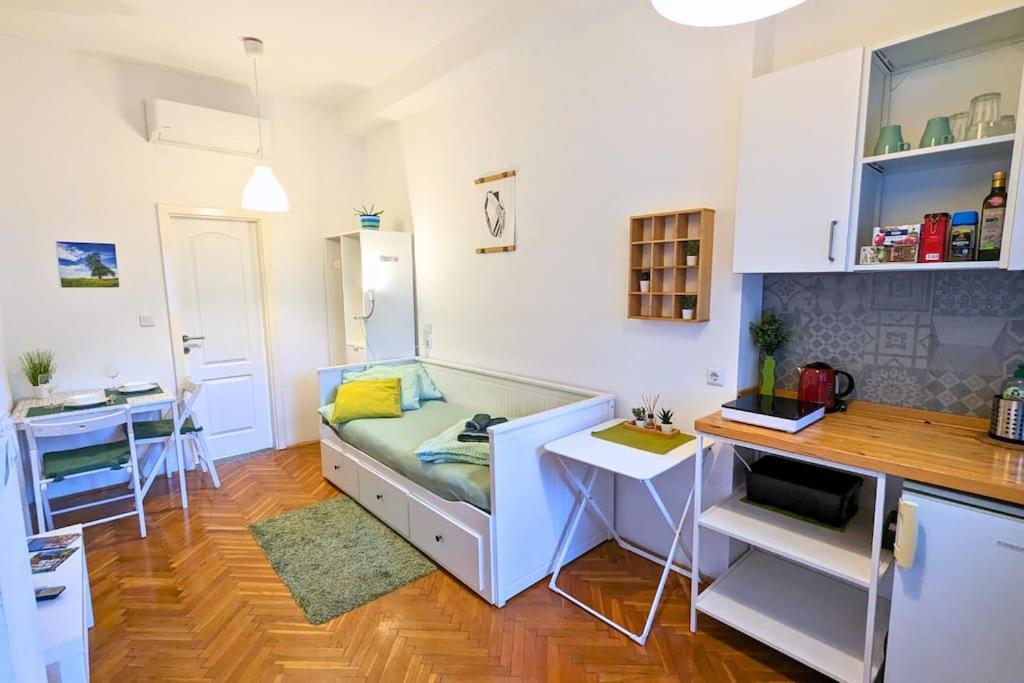 Cozy Ensuite Room In Zagreb Center Ngoại thất bức ảnh